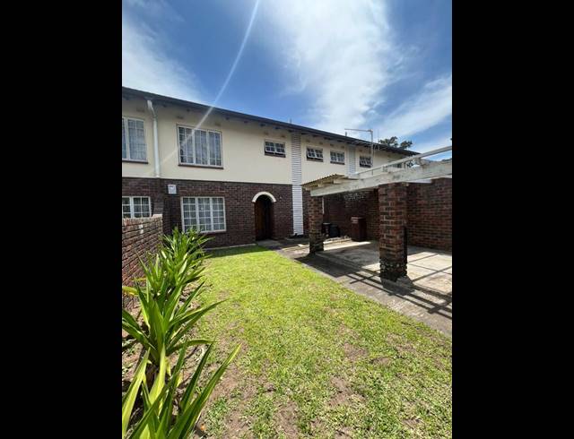 3 BEDROOM DUPLEX FOR SALE IN MANORS